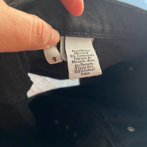 Vintage Calvin Klein Black Mom Shorts High Waisted Button Fly Denim Size 9 (29W) - Picture 12 of 14